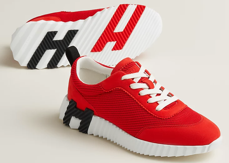 Bouncing Sneaker