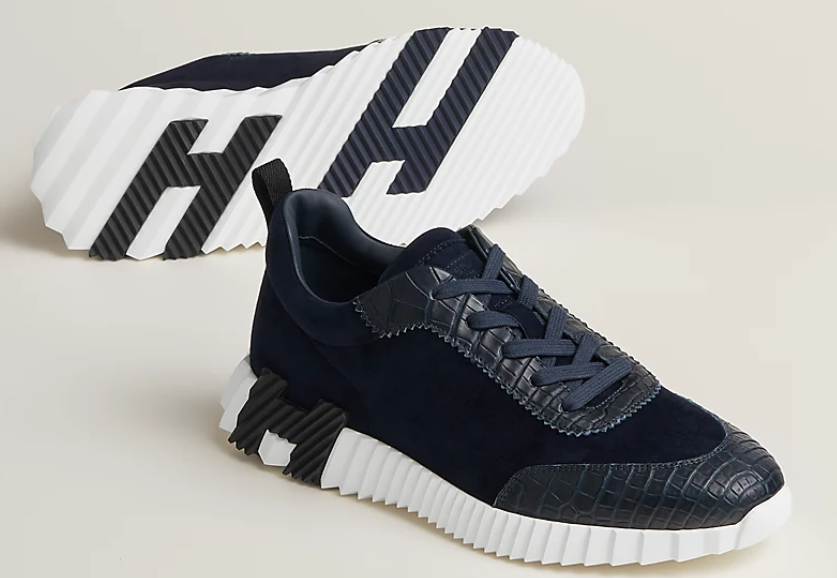 Bouncing Sneaker