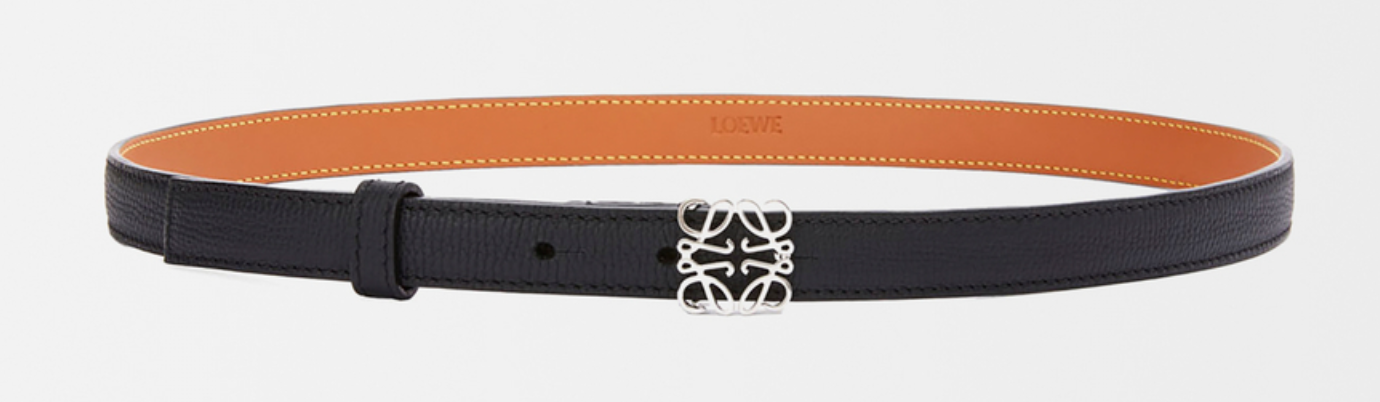 Anagram belt in pebble grain calfskin