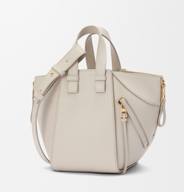 Compact Hammock bag in soft grained calfskin